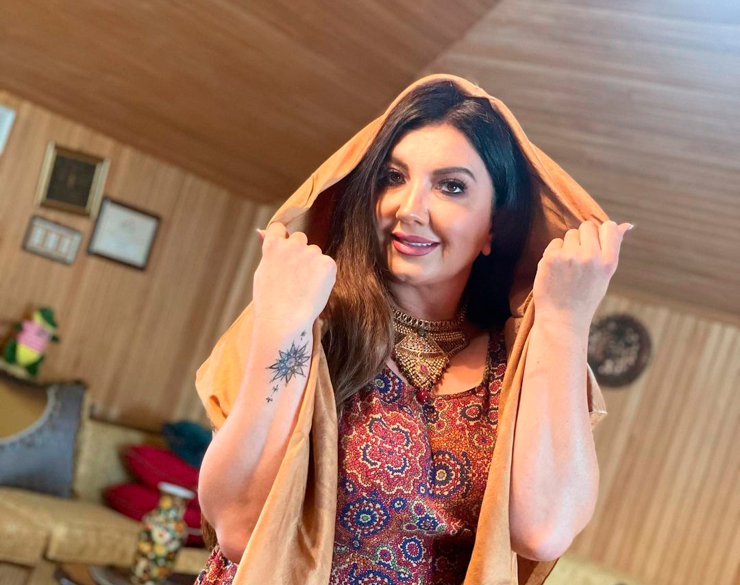 Nazilə qazinin qızının xınasına buraxılmadığını dedi, şadlıq evi onu təkzib etdi - Qalmaqal 1 Nazilə qazinin qızının xınasına buraxılmadığını dedi, şadlıq evi onu təkzib etdi - Qalmaqal