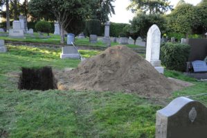 Qızının sevgilisini boğub məzarlıqda basdırdı - Bakıda dəhşətli cinayət