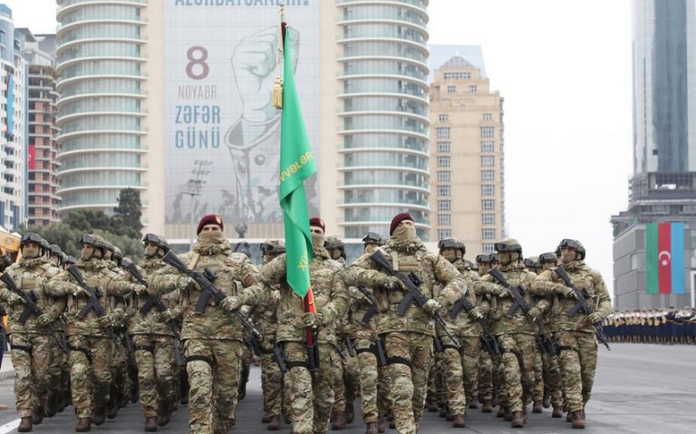 Hərbçilərə ŞAD XƏBƏR: maaş və pensiyalar artırılır - Məbləğ