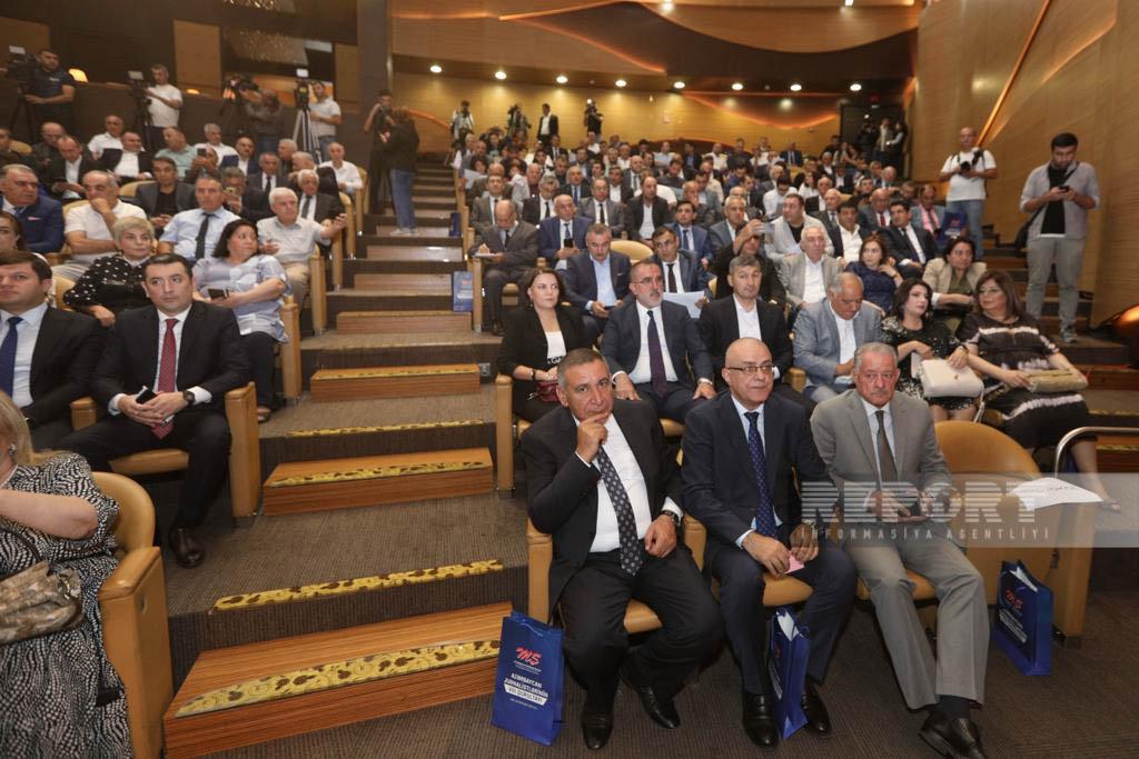 Azərbaycan jurnalistlərinin VIII Qurultayı keçirildi - YENİLƏNİB