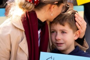 Ukraynada yeni qərar - bu uşaqların hər birinə 2 min manatdan çox pul ayrıldı