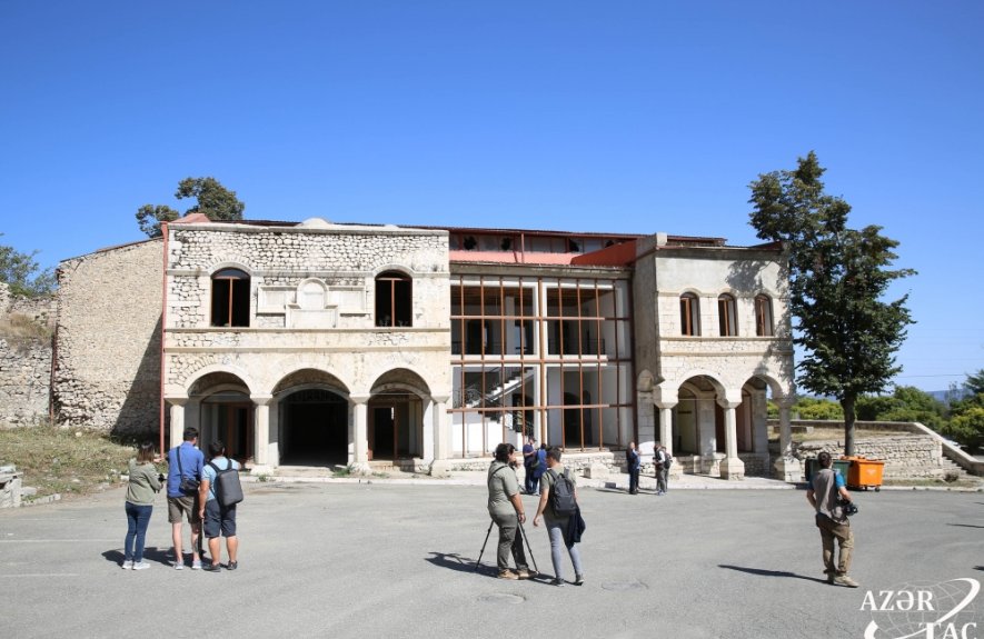 xar 1