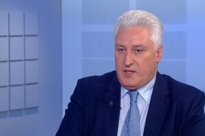 Rusiyalı ekspert: “Makron dünya erməni lobbisinin dili ilə danışır”