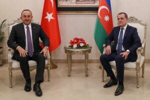 Bayramovla Çavuşoğlu telefonla danışıblar