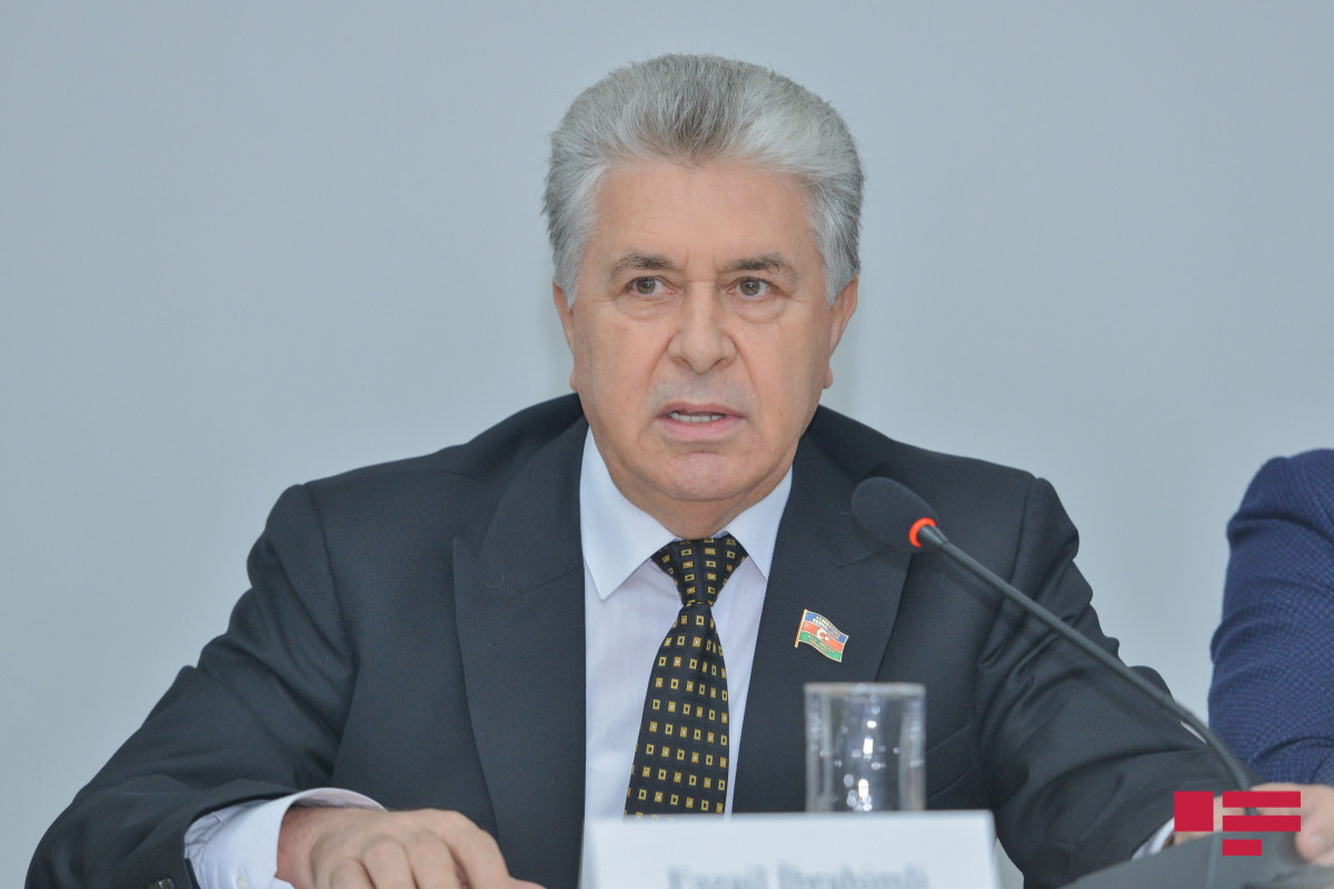 “Siyasi partiyalar haqqında” qanun layihəsi hazırlanarkən 20 ölkənin təcrübəsi öyrənilib"