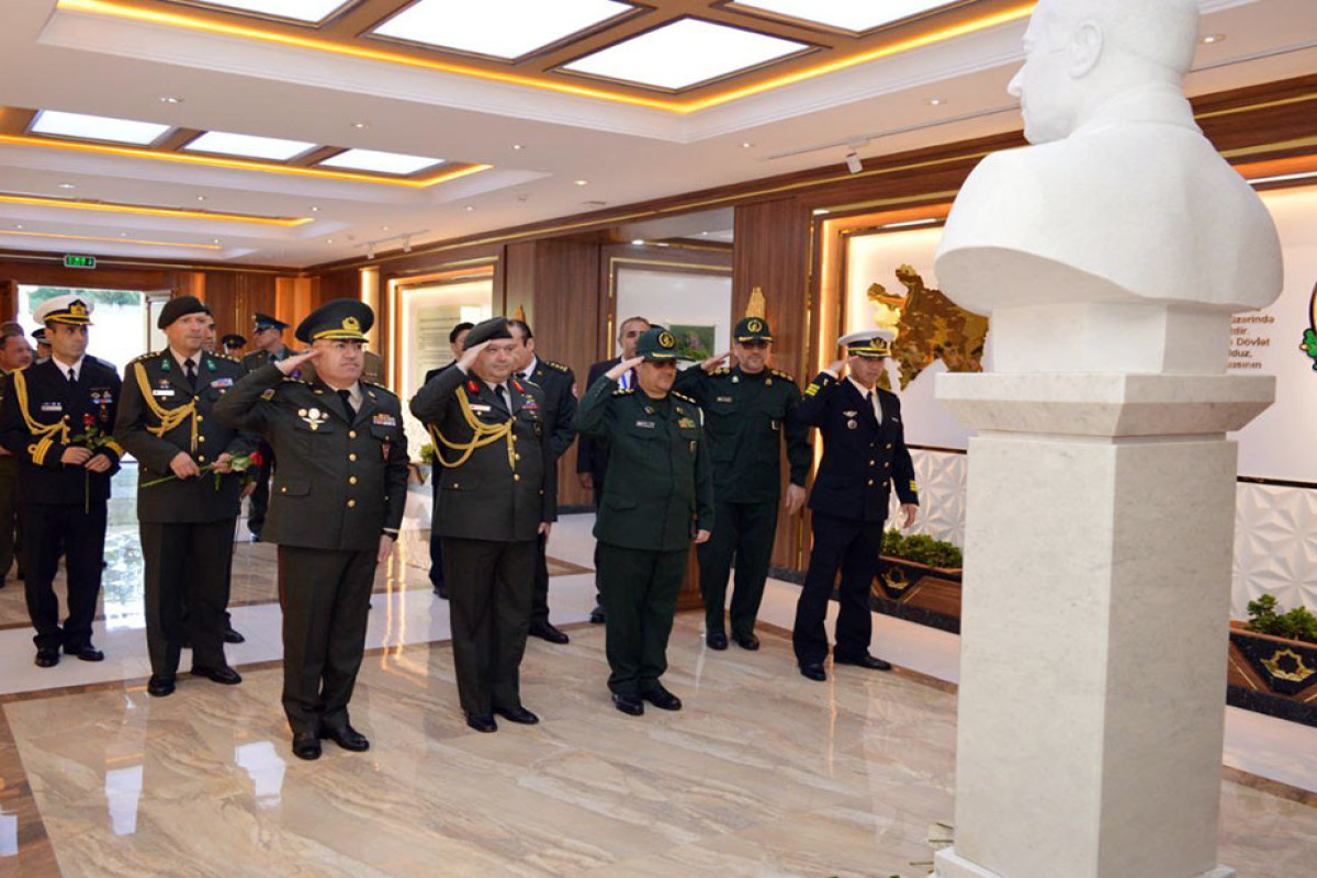 Xarici dövlətlərin hərbi attaşeləri hərbi liseydə oldular - FOTOLAR