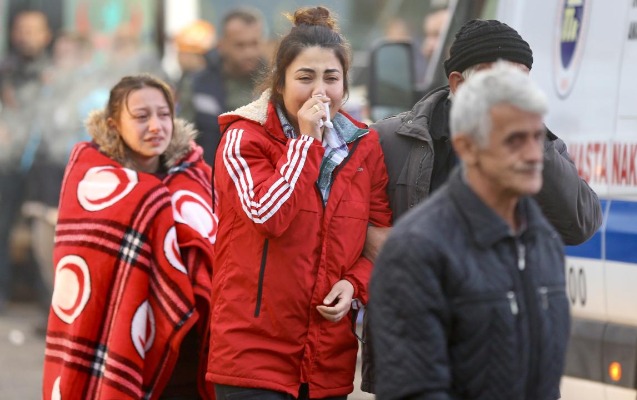 Türkiyədəki faciədən təsirli görüntülər - VİDEO+FOTOLAR 1 Türkiyədəki faciədən təsirli görüntülər - VİDEO+FOTOLAR