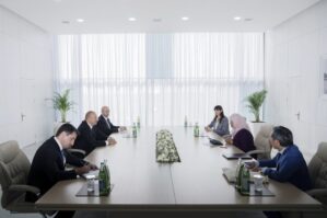 İlham Əliyev BMT-nin Məskunlaşma Proqramının icraçı direktorunu qəbul etdi - YENİLƏNİB