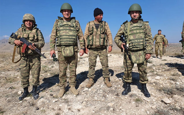 Milli Qəhrəman Şükür Həmidovun Vətən müharibəsi zamanı lentə alınmış FOTOLARI