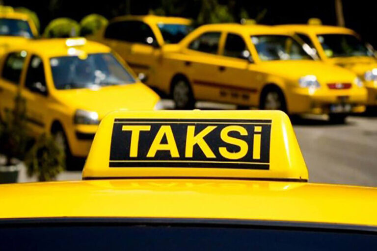 Ankarada taksi sürücüləri lokum və su təklif edəcək - VİDEO