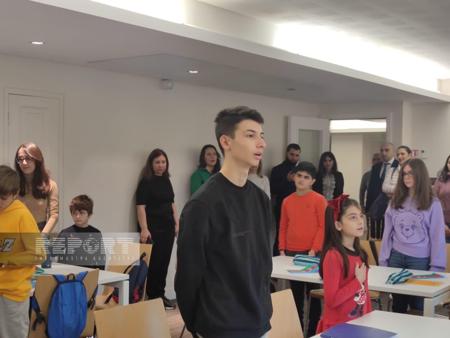 Parisdə Azərbaycan dili məktəbi uzun fasilədən sonra yenidən fəaliyyətə başlayıb - FOTO