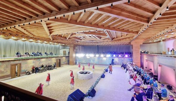 Səmərqənddə folklor ifaları təqdim olundu - FOTO