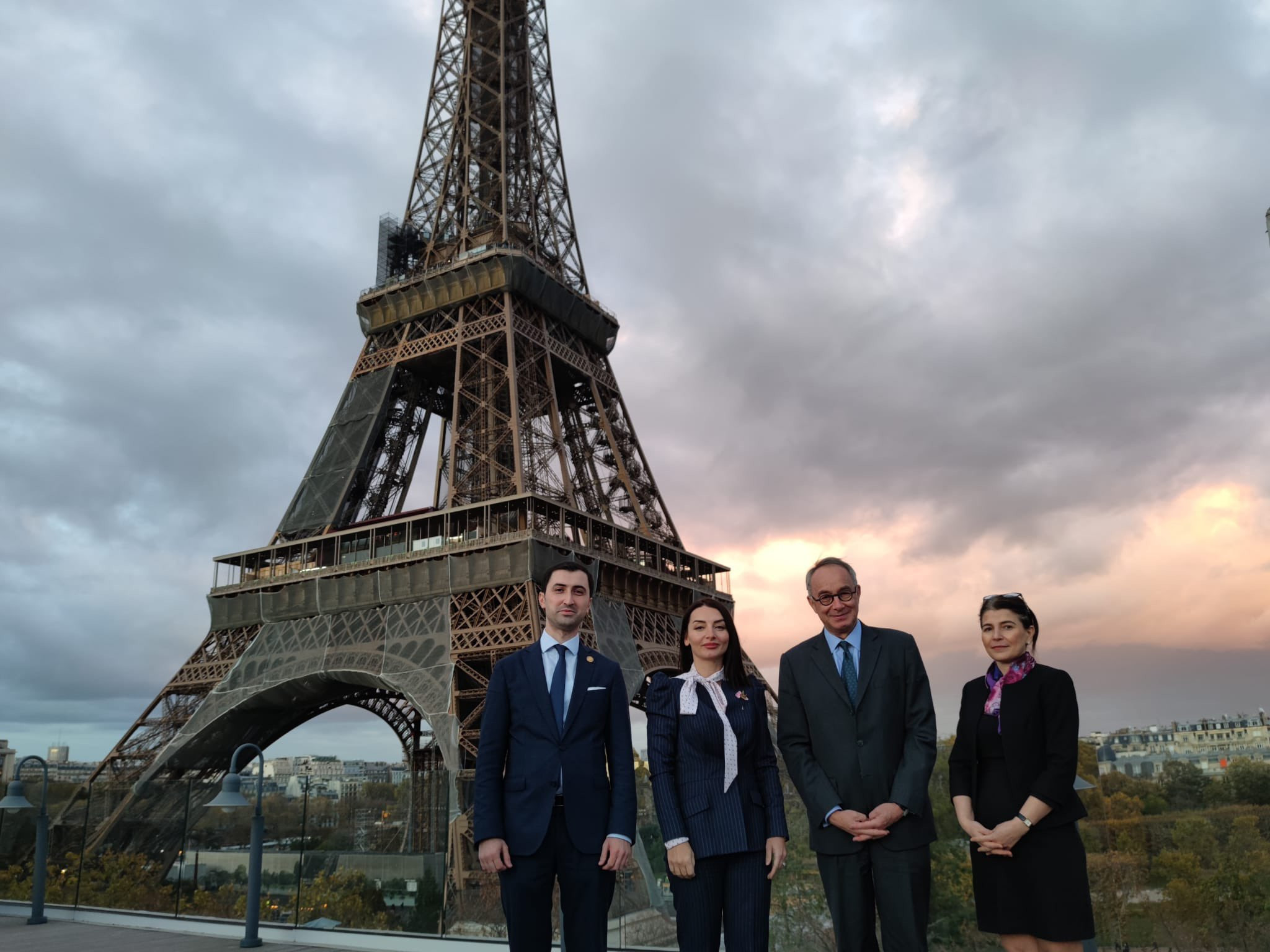 Leyla Abdullayeva etimadnaməsinin surətini Fransa XİN-ə təqdim etdi - FOTO