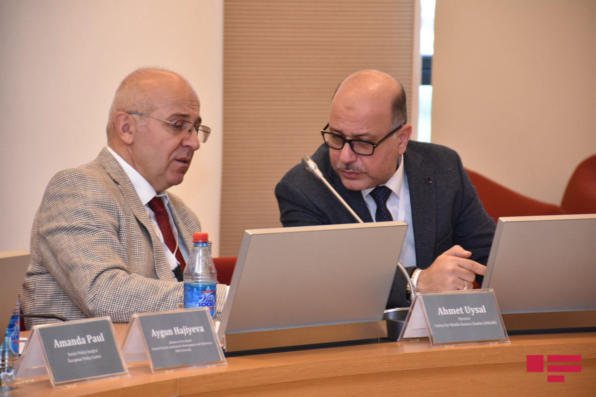 Ceyhun Bayramov Orta dəhlizə həsr olunmuş beynəlxalq konfransda çıxış edib - FOTO