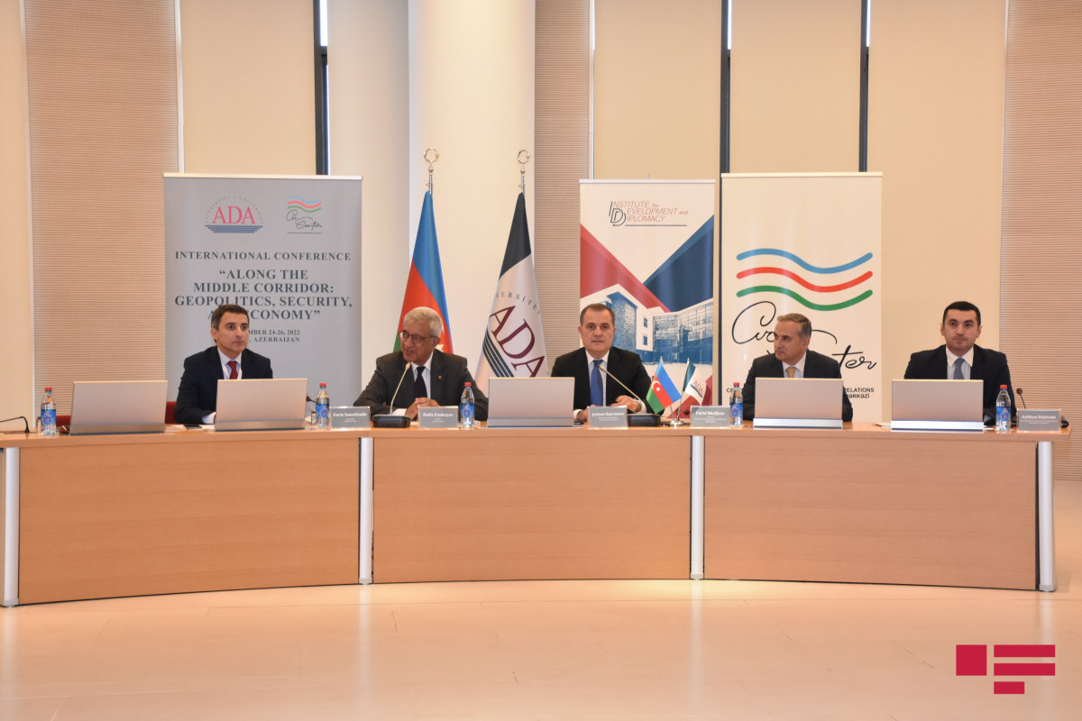 Ceyhun Bayramov Orta dəhlizə həsr olunmuş beynəlxalq konfransda çıxış edib - FOTO