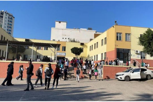 Dəhşətli QƏTL: 12 yaşlı qız sinif yoldaşını şlanqla döydü, sonra bıçaqlayıb öldürdü