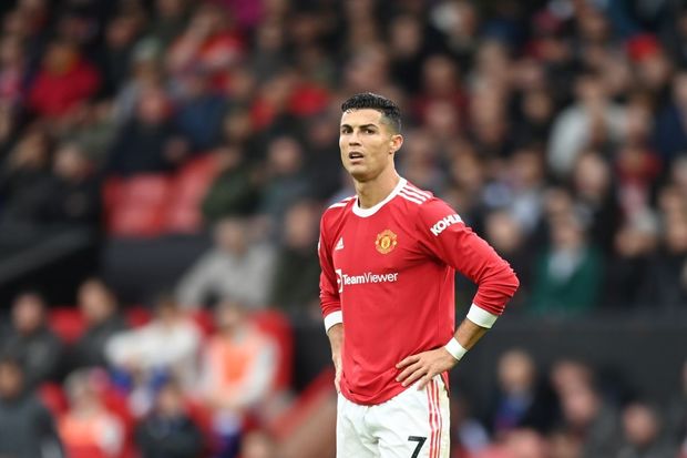 “Mançester Yunayted” Ronaldu ilə müqaviləyə xitam verdi