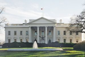 Ağ Ev: "ABŞ Ukraynaya görə Rusiya ilə münaqişə istəmir"