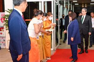 Sahibə Qafarova Kambocaya səfər etdi - FOTOLAR