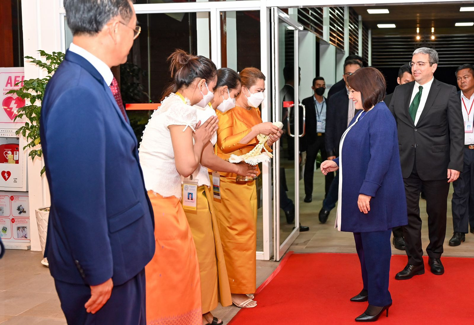 Sahibə Qafarova Kambocaya səfər etdi - FOTOLAR