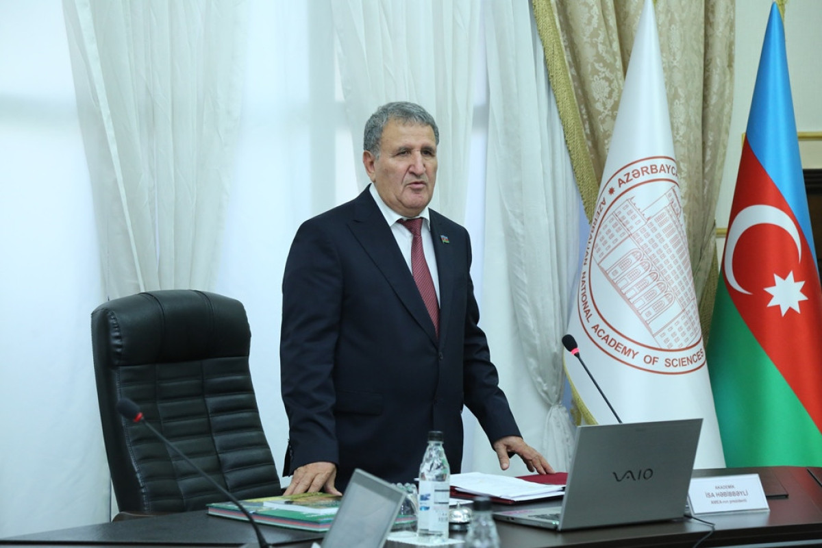 İsa Həbibbəyli: "AMEA Avropanın heç bir nüfuzlu beynəlxalq elmi təşkilatının üzvü deyil"