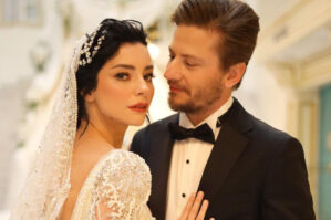 45 gün əvvəl evlənən aktrisa boşanır - FOTOLAR 10 45 gün əvvəl evlənən aktrisa boşanır - FOTOLAR