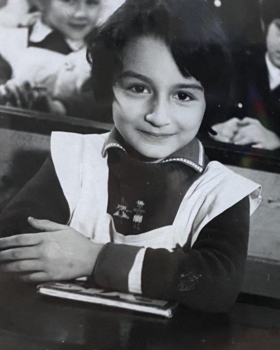 Xalq artistindən inanılmaz paylaşım - Ailəsinin ağ-qara FOTOLARINI bölüşdü