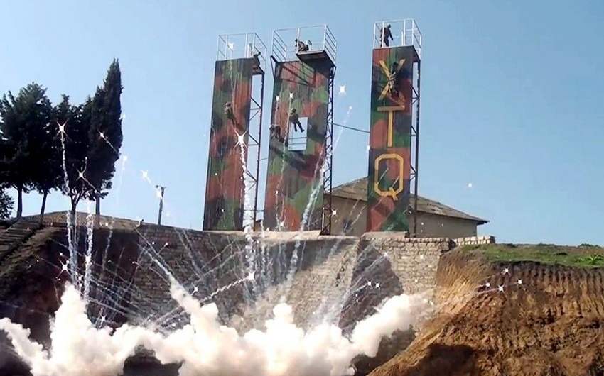 MN: "Xüsusi Təyinatlı Qüvvələrin təlimi davam edir" - FOTOLAR+VİDEO 1 MN: "Xüsusi Təyinatlı Qüvvələrin təlimi davam edir" - FOTOLAR+VİDEO