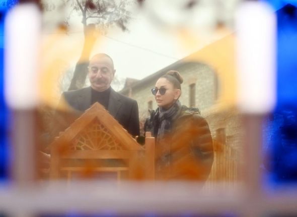 Prezident və xanımı “Yuxarı Baş” Milli Tarix-Memarlıq Qoruğunda oldu - FOTO