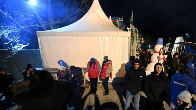 Xankəndi-Laçın yolunda keçirilən etiraz aksiyası axşam saatlarında da davam edir