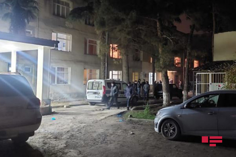 Gəncədə qohumlar arasında davada 1 nəfər öldürüldü, 2 nəfər bıçaqlandı