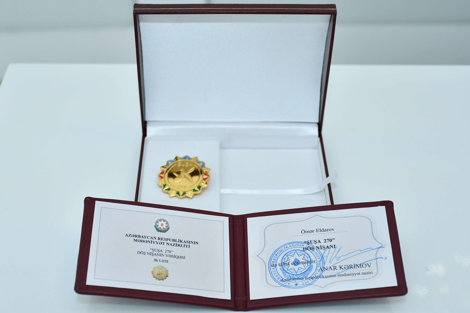 Anar Kərimov Ömər Eldarovu təltif etdi - FOTO