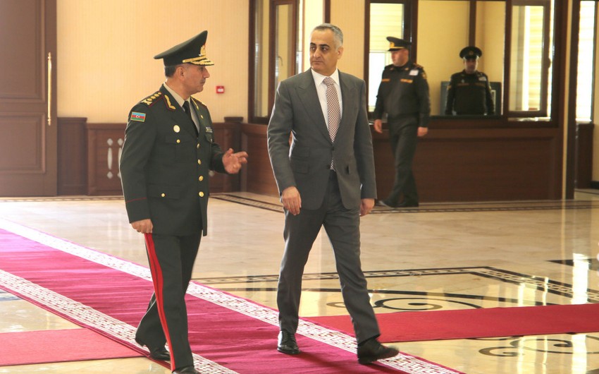 Prezidentin səlahiyyətli nümayəndəsi Əlahiddə Ümumqoşun Orduda oldu - FOTO