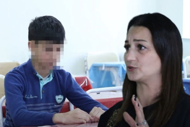 Məktəbdə qalmaqal: "Müəllim şagirdi döyüb" - İddia 1 Məktəbdə qalmaqal: "Müəllim şagirdi döyüb" - İddia