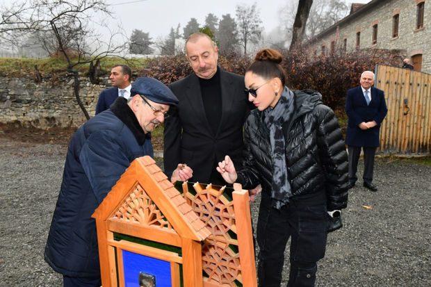 Prezident və xanımı “Yuxarı Baş” Milli Tarix-Memarlıq Qoruğunda oldu - FOTO