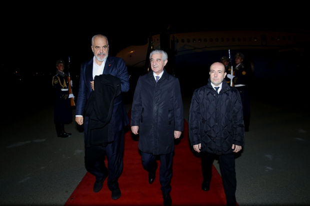 Albaniyanın Baş naziri Azərbaycana gəldi - FOTO