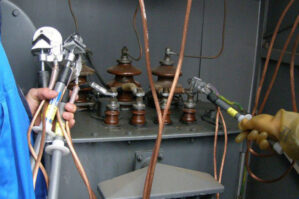 FACİƏ: “Azərişığ”ın əməkdaşlarını cərəyan vurdu - Ölən var