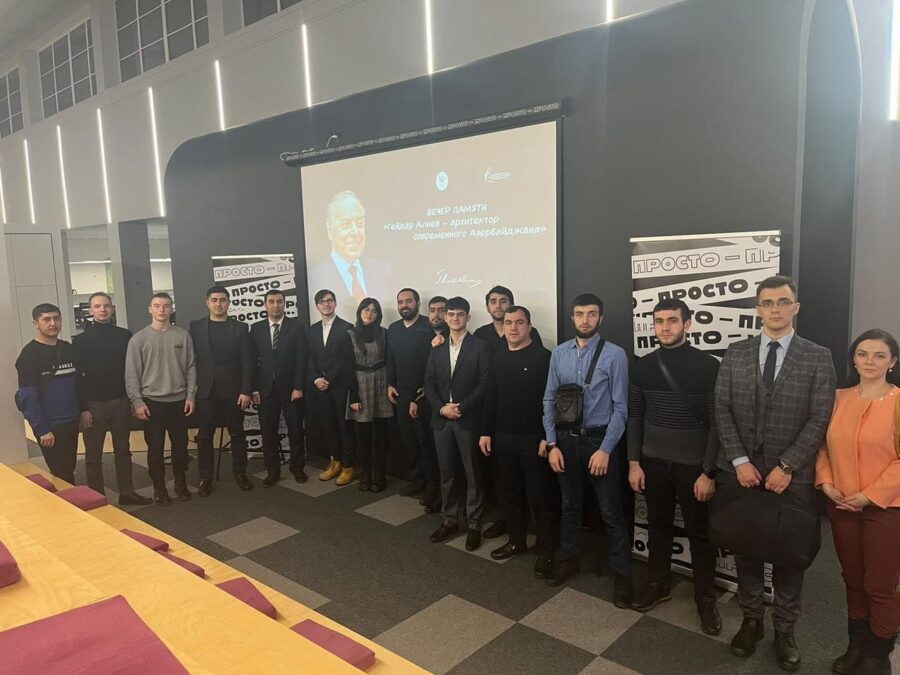 Ümummilli lider Sankt-Peterburqda anıldı - FOTOLAR