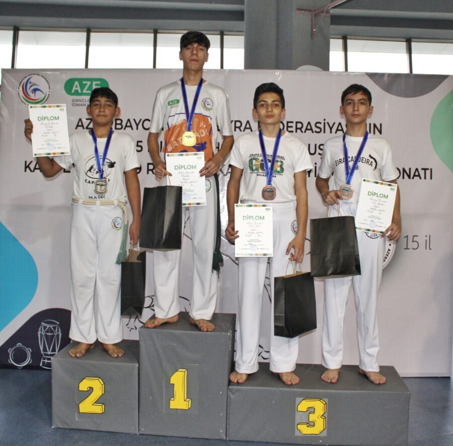 Şəhid övladı kapoeyra üzrə çempion oldu - FOTOLAR 3 Şəhid övladı kapoeyra üzrə çempion oldu - FOTOLAR