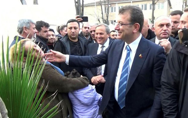 İmamoğlunun bu hərəkəti müzakirə yaratdı - VİDEO