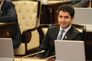 Millət vəkili parlamentdə boykot çağırışı etdi