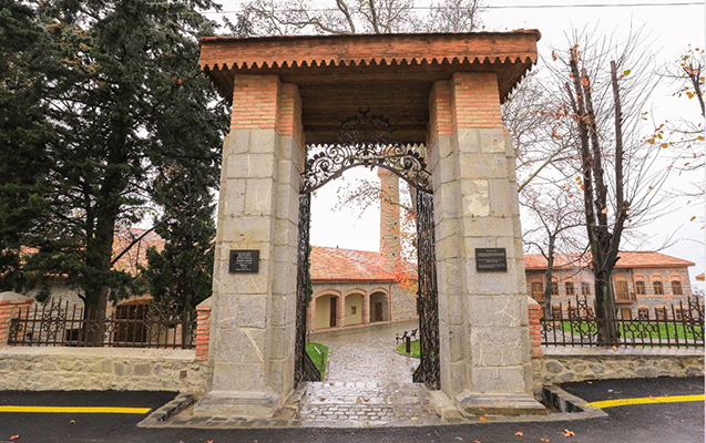 Şəkidə qəbri tapılan xanla bağlı İLGİNC MƏLUMATLAR