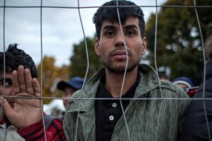 İran vətəndaşları bu ölkəyə qaçır