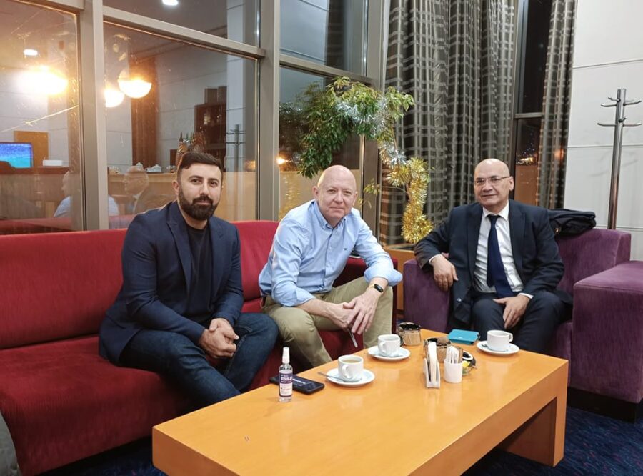 “TikTok” rəsmiləri Bakıya gəldi