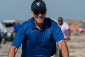 Bayden istirahətə nə qədər vaxt sərf edir?