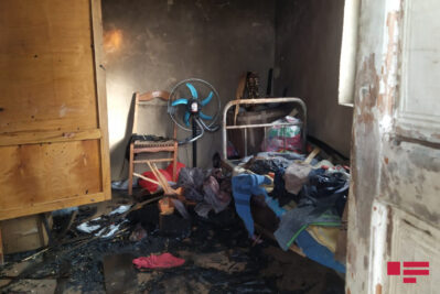 Kəngərlidə ev əşyaları ilə birlikdə yandı