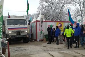 Laçın yolundan gecə saatlarından indiyədək 42 avtomobil maneəsiz keçib - VİDEO