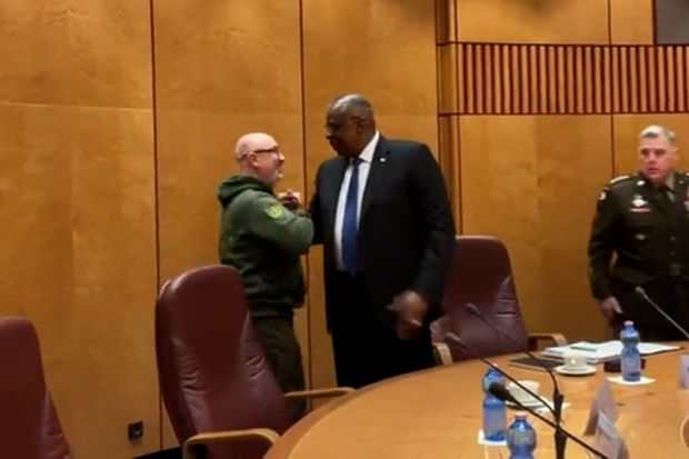 Ukrayna savaşında qırılma anı yaşanır - VİDEO 1 Ukrayna savaşında qırılma anı yaşanır - VİDEO