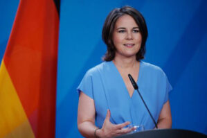 “Putin sülh istəsəydi, əsgərlərini vətənə gətirərdi”