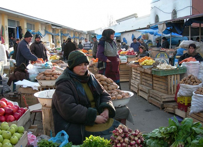 Ölkənin monopoliya problemi: ekspertlər çıxış yolunu göstərdi